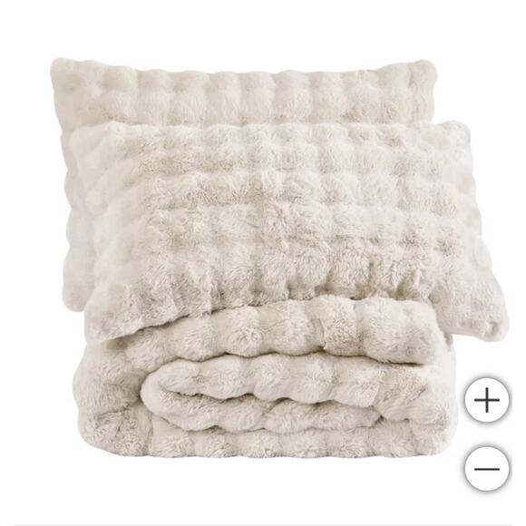 FRYE 3-piece Faux Fur Comforter Set Cream Size King - Picture 5 of 8